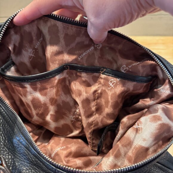 B. Makowsky Mahogany Brown & Black Pebble Leather Shoulder Bag Purse & Dust Bag - Picture 9 of 12